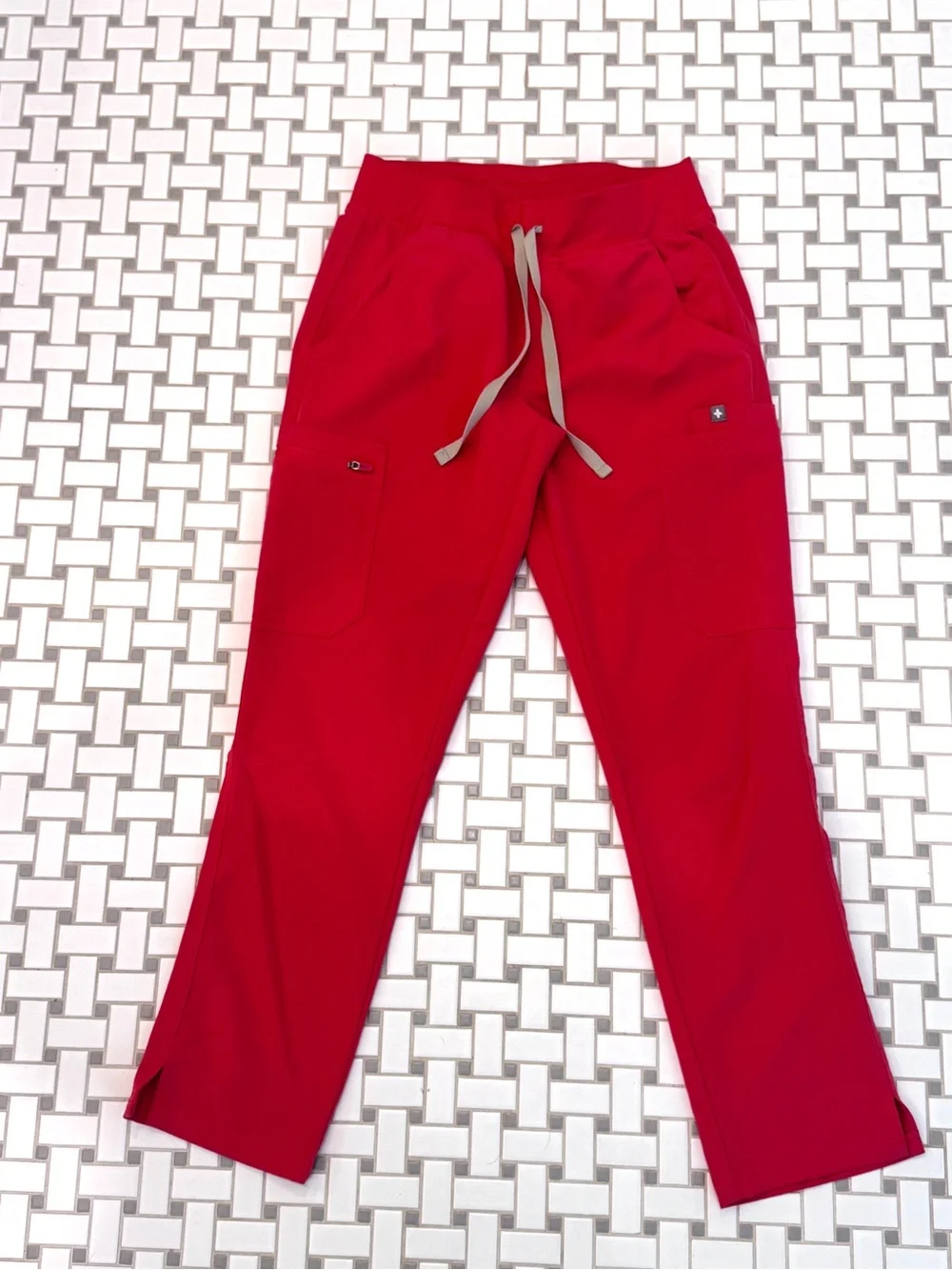 Figs bold red